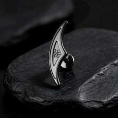 Éclipse – labret en titane ASTM F136 – collection Black Halo – Lucifer Ink Studio
