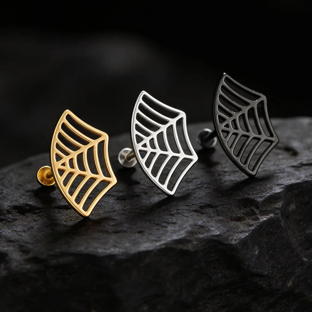 Widow – labret en titane ASTM F136 – collection Black Halo – Lucifer Ink Studio